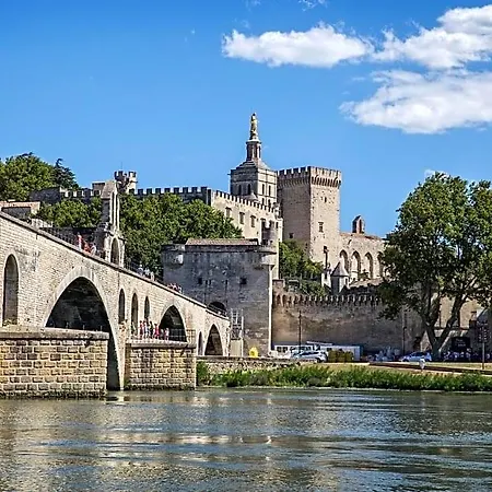 Campagne Bertani 3* Villeneuve-lès-Avignon